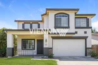 493 Silverhorn Dr - Photo 1 of 1