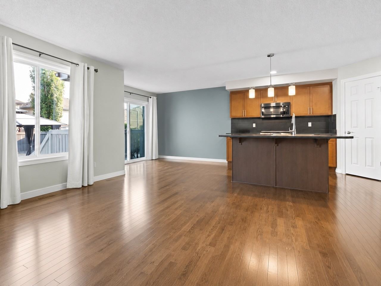 158 Cranston Pl - Photo 2 of 13