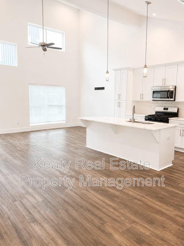 113 Highland Park Ln - Photo 4 of 11