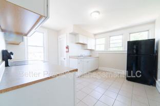 220 W Plum St #2nd - Photo 1 of 1