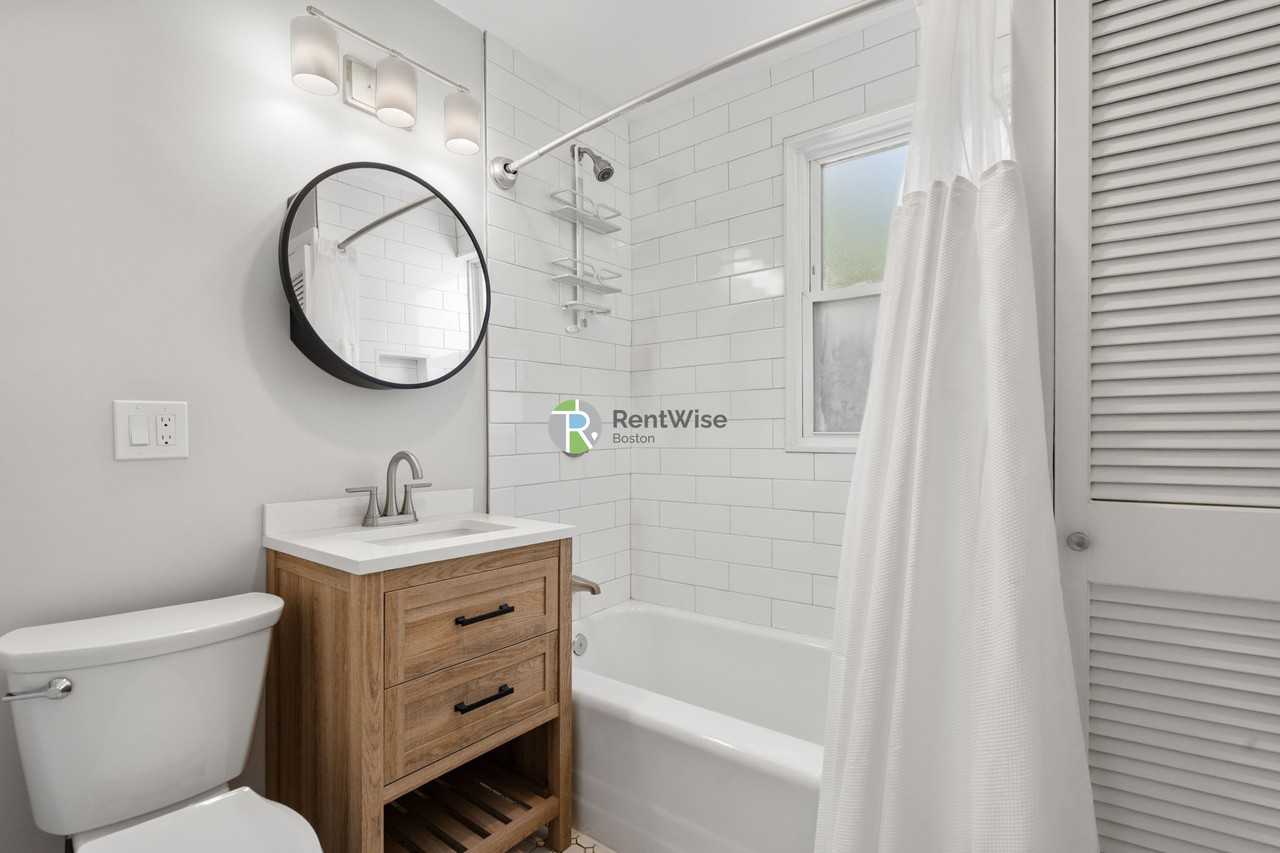 185 Powder House Blvd #2 - Photo 5 of 37