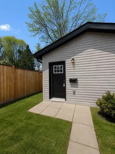 236 Codrington St #ADU
