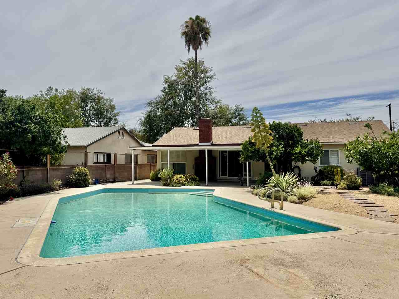 7928 Owensmouth Ave #NA - Photo 3 of 30
