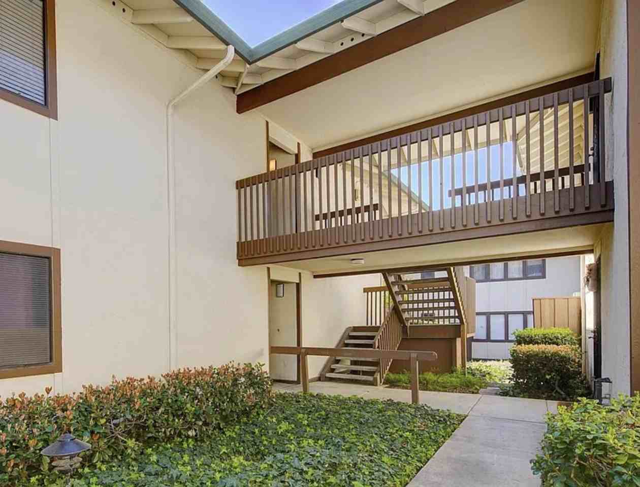 2415 Horizon Ln #129 - Photo 3 of 20