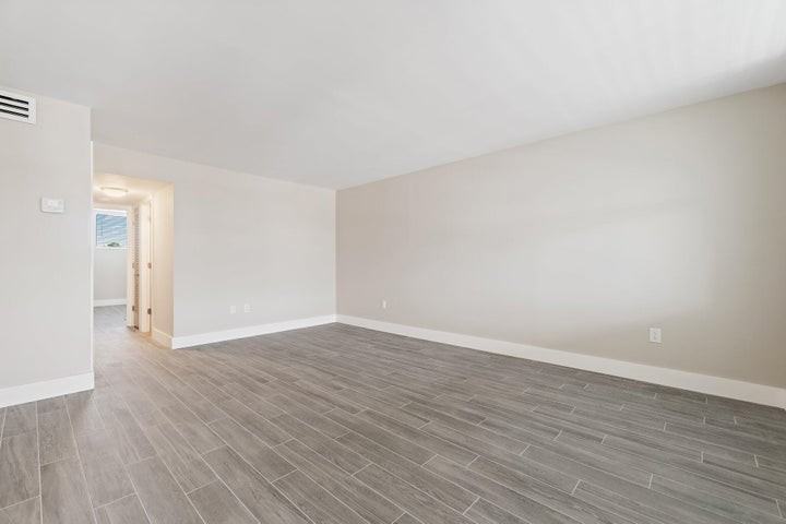 108 Paradise Harbour Boulevard - Photo 7 of 8