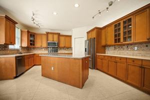 featured image of 9058 Alexandra Circle