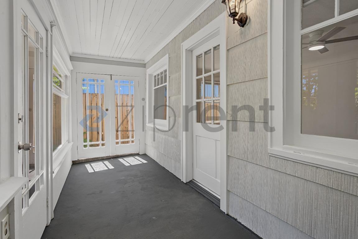 6525 N Montana Ave - Photo 4 of 19