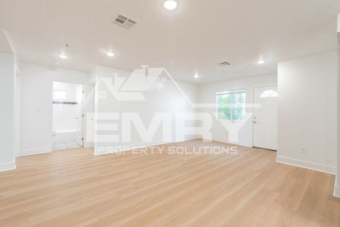 816 N Wilmington Blvd #816 - Photo 5 of 31