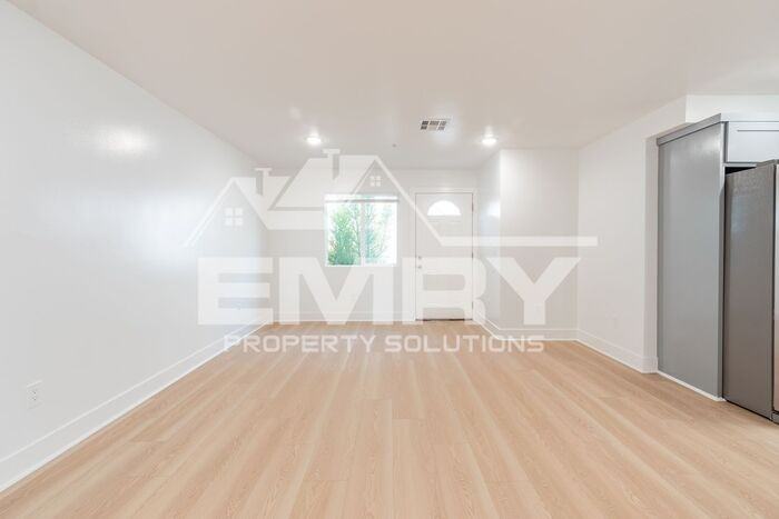 816 N Wilmington Blvd #816 - Photo 6 of 31