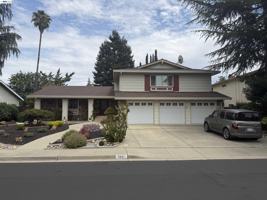 featured image of 3885 Aragon Ln