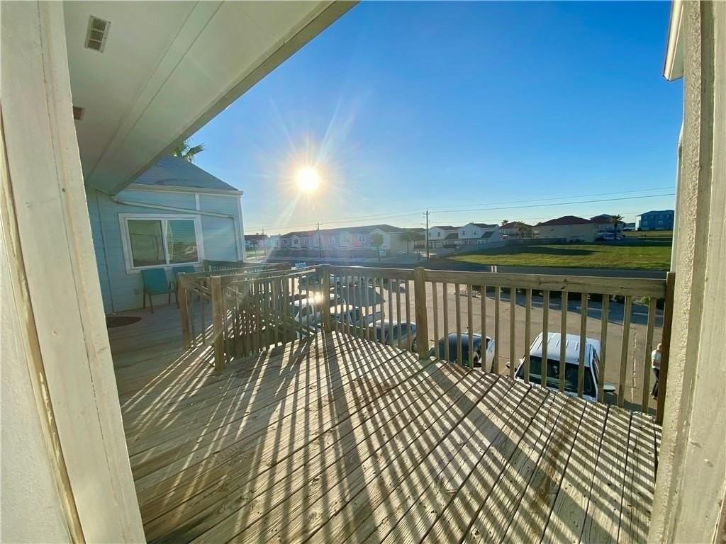 15010 Leeward Dr #607 - Photo 5 of 16