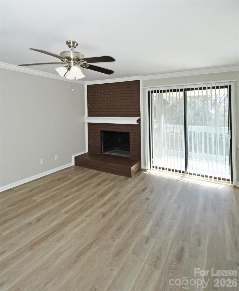 11185 Harrowfield Rd - Photo 5 of 24