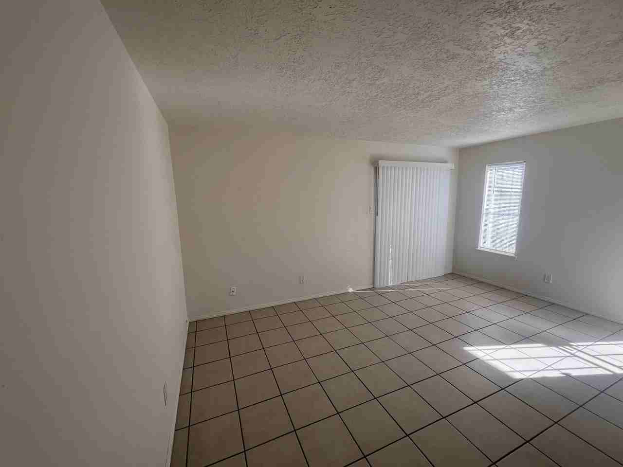 1005 Dickerson Dr Se #A - Photo 5 of 26