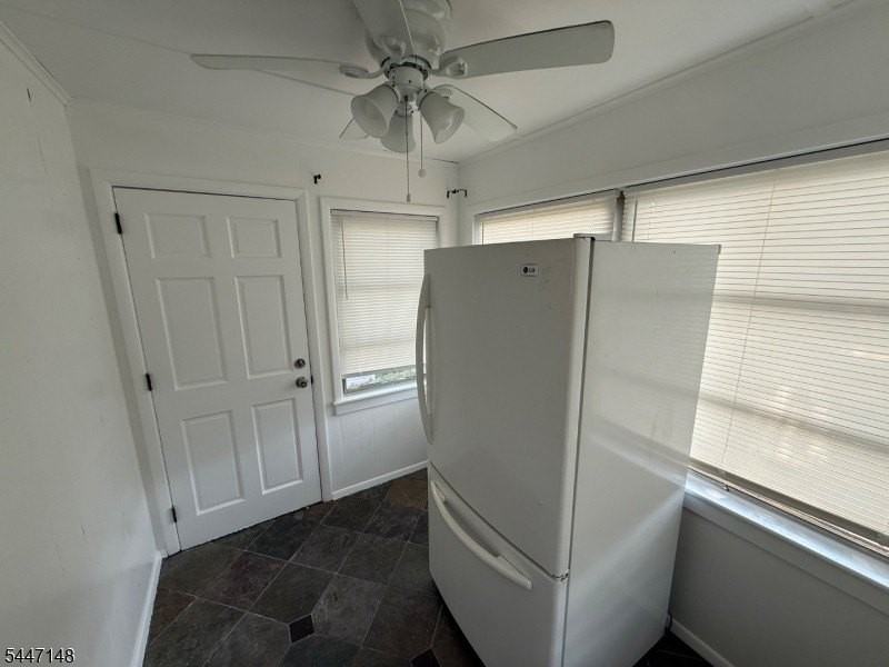 2514 Jackson Ave - Photo 4 of 16