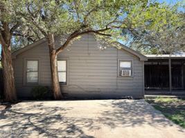 featured image of 2320 30th St #REAR