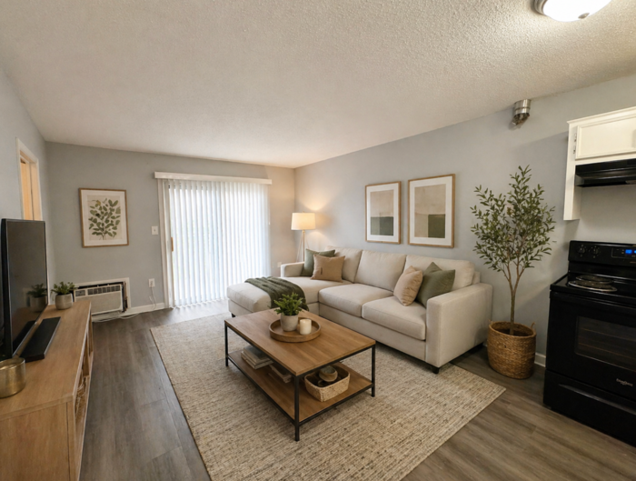 3702 Penny St Sw #B - Photo 5 of 11