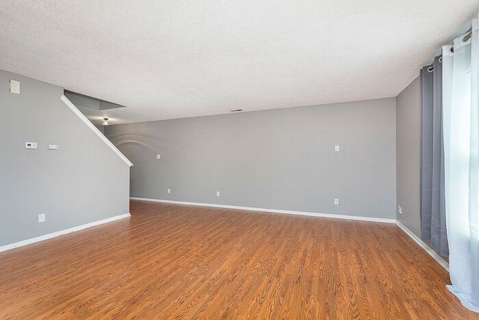 1943 Dutch Elm Dr - Photo 7 of 25