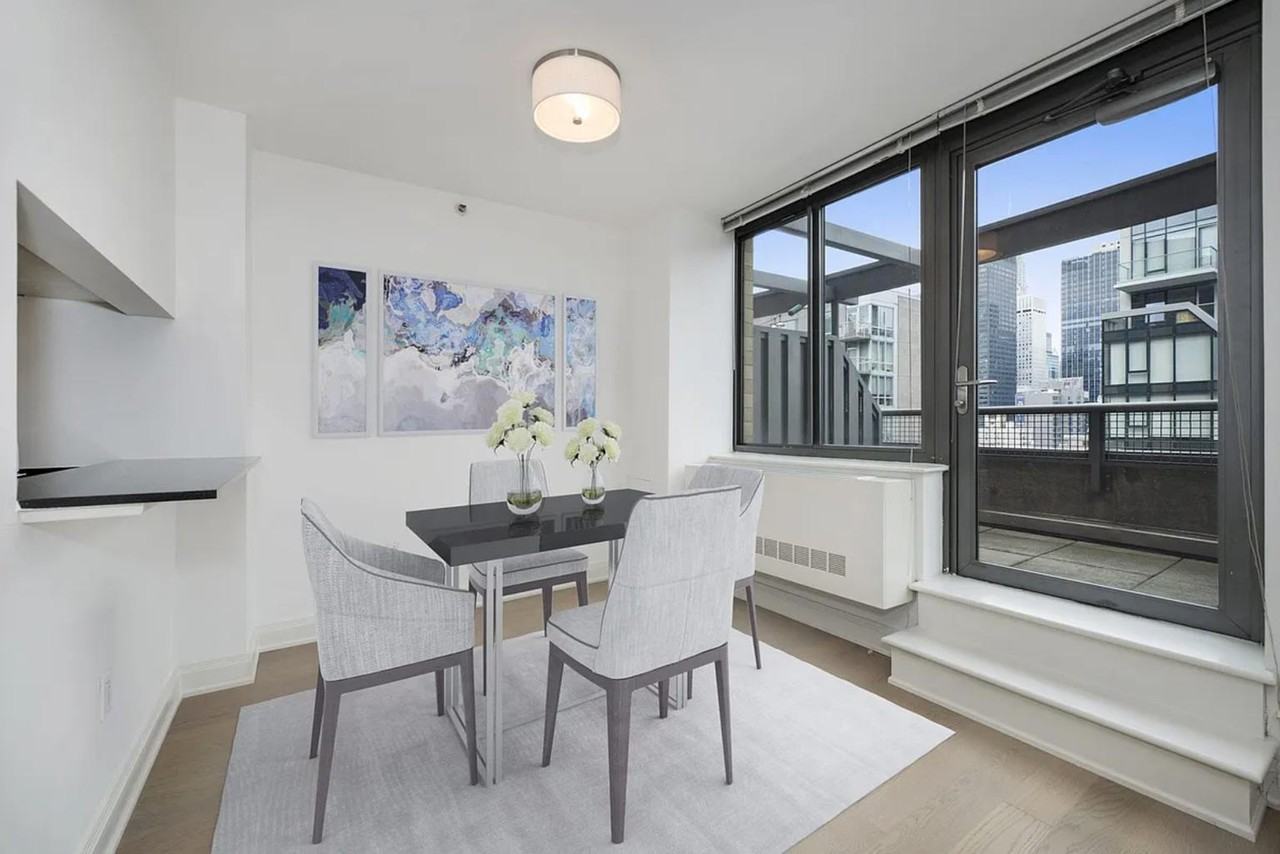 E 34th St #2207 - Photo 4 of 7
