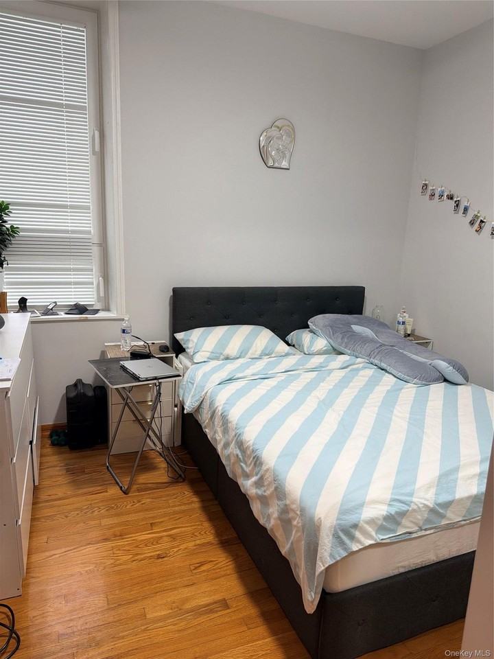 2036 Harman St #4 - Photo 2 of 6