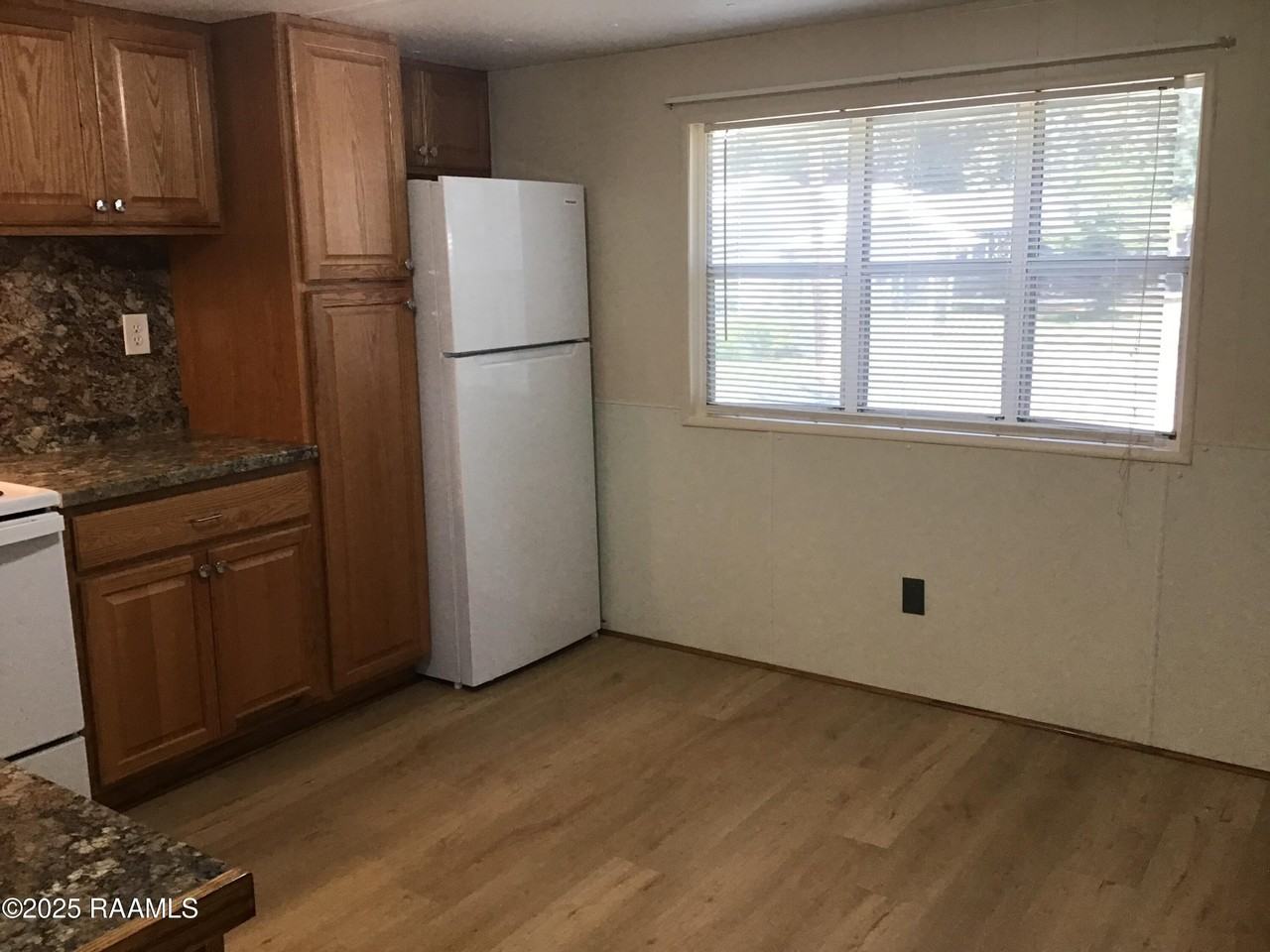 207 Mills St #3 - Photo 4 of 11