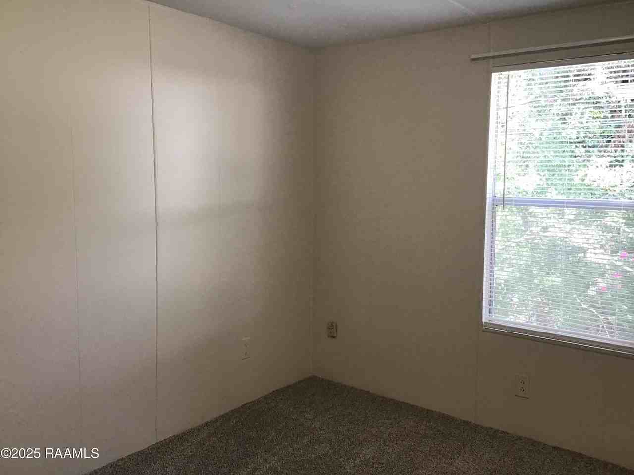 207 Mills St #3 - Photo 6 of 11