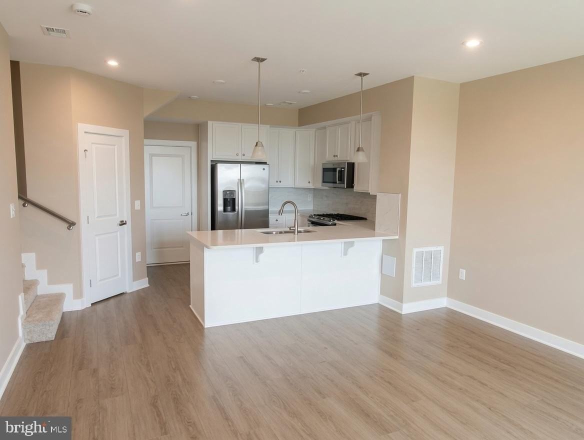 1686 Kirkman St - Photo 2 of 14