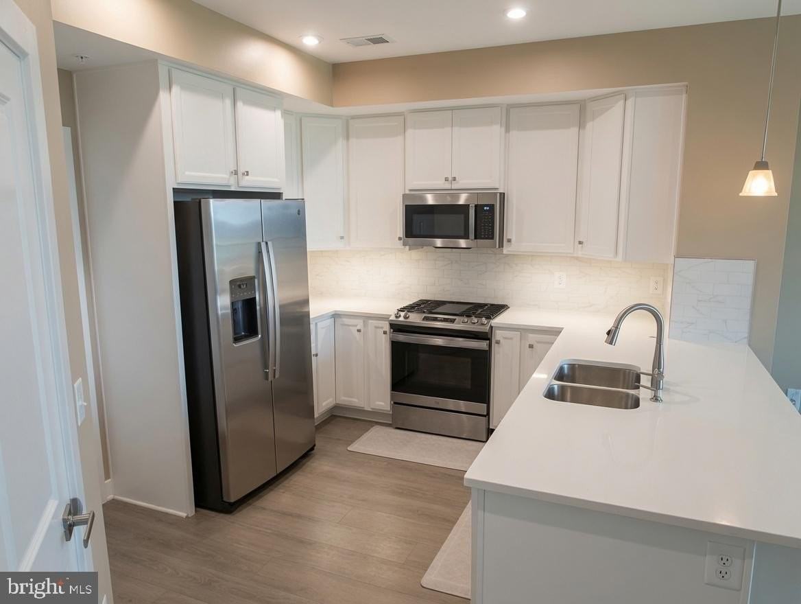 1686 Kirkman St - Photo 3 of 14