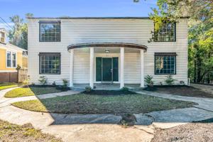 featured image of 923 10th St N