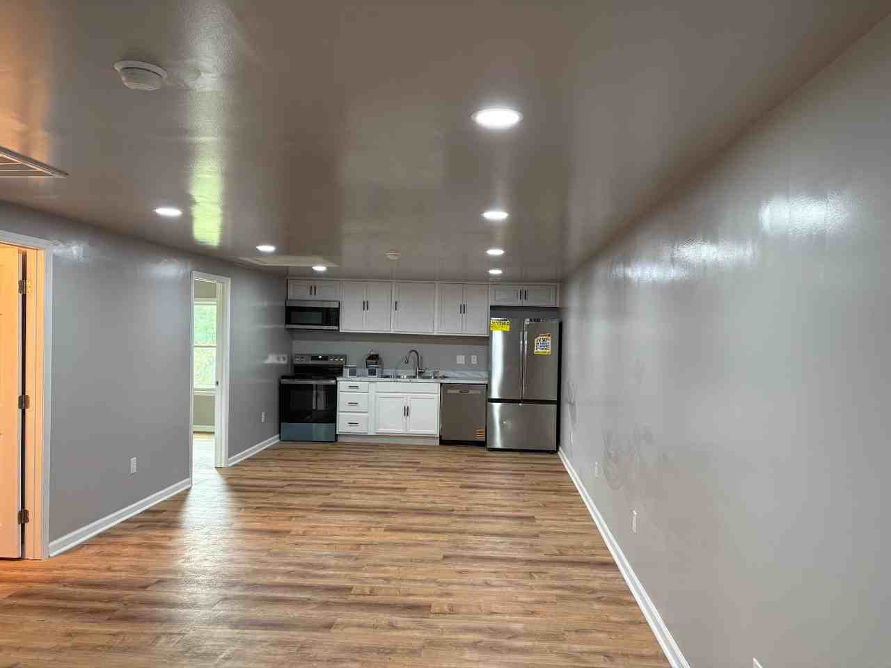 201 Fort Shoals Rd - Photo 6 of 18