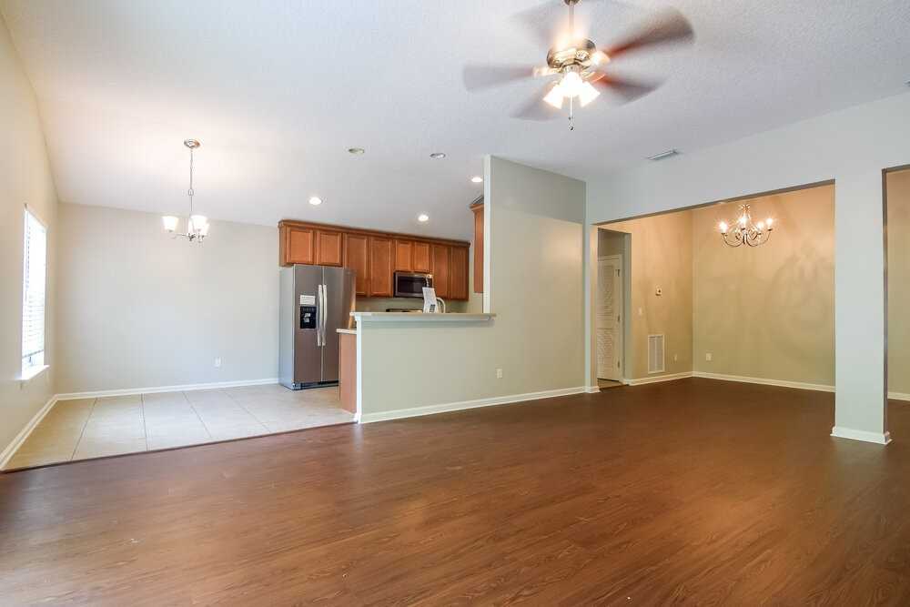 632 Chestwood Chase Dr - Photo 3 of 15