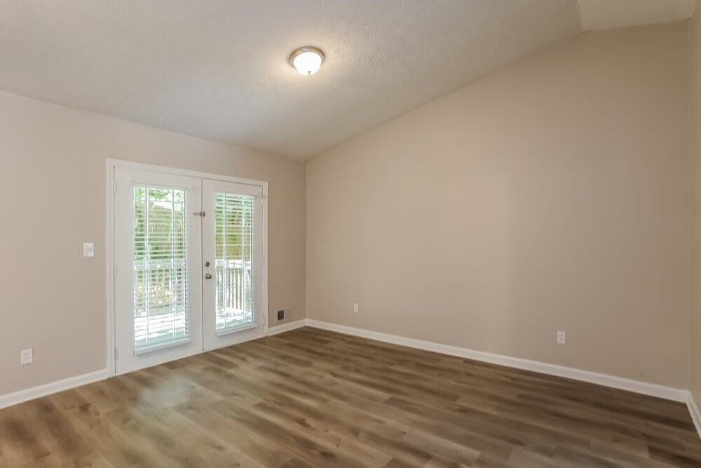 392 Doeskin Ln Se - Photo 7 of 17