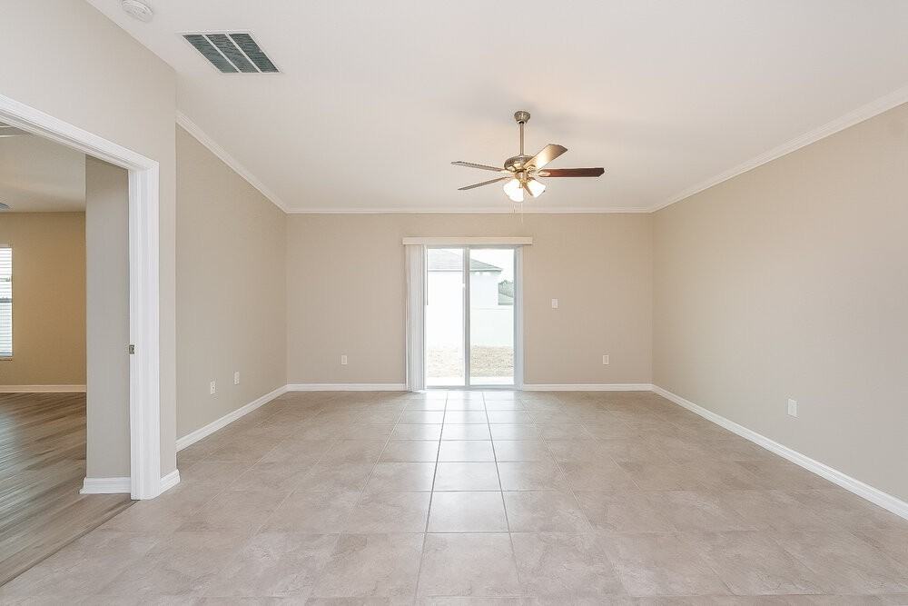 204 Archcliffe Point Pl - Photo 3 of 16
