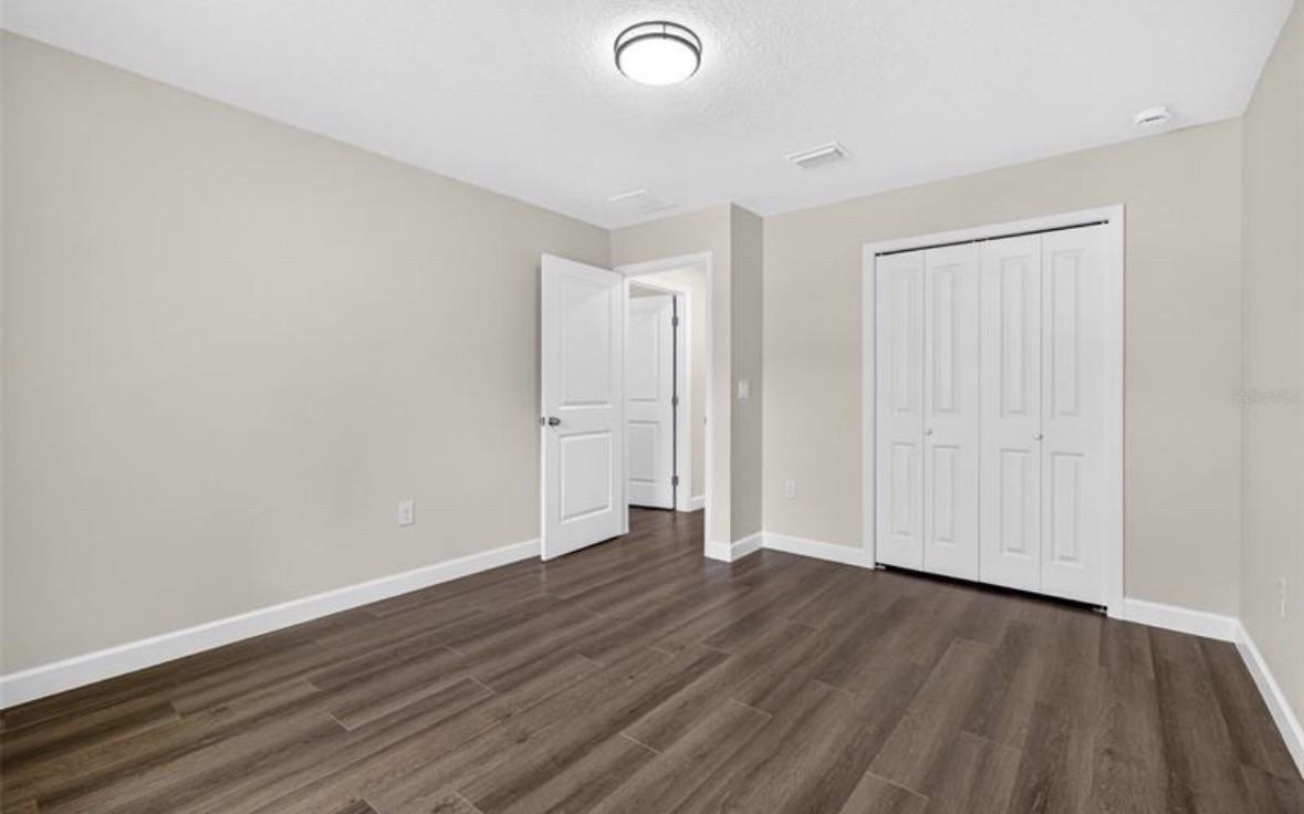 San Angela Dr - Photo 5 of 17