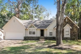 2224 Burlingate Dr - Photo 1 of 1