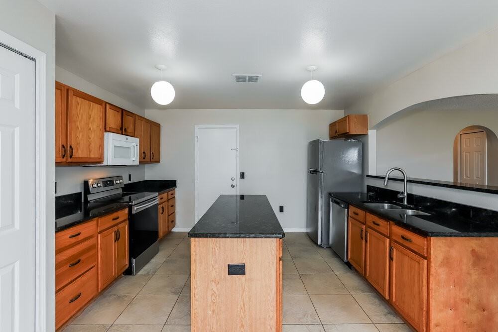 11328 Ivy Flower Loop - Photo 7 of 17