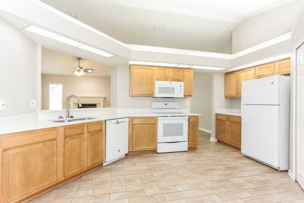4408 Jiggermast Ave - Photo 7 of 16