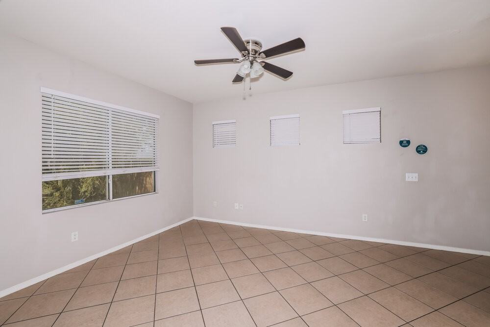 4125 W Park St - Photo 5 of 17