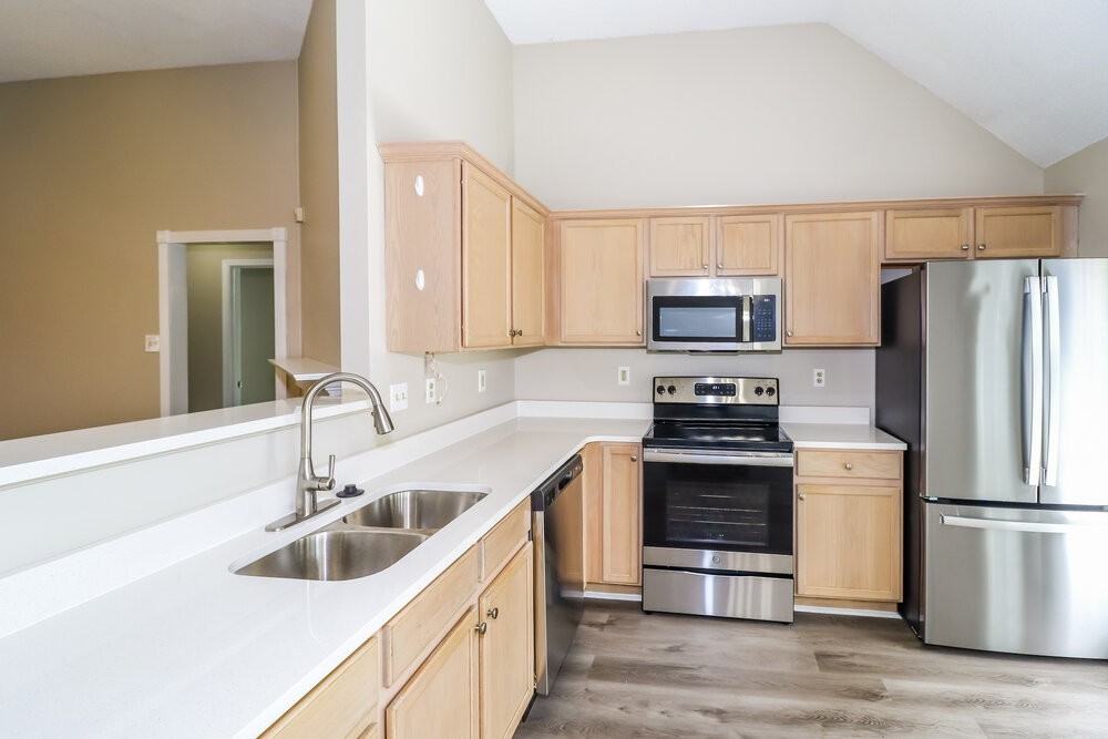 80 Village Dr - Photo 7 of 16