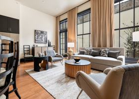 featured image of 1011 Canal St