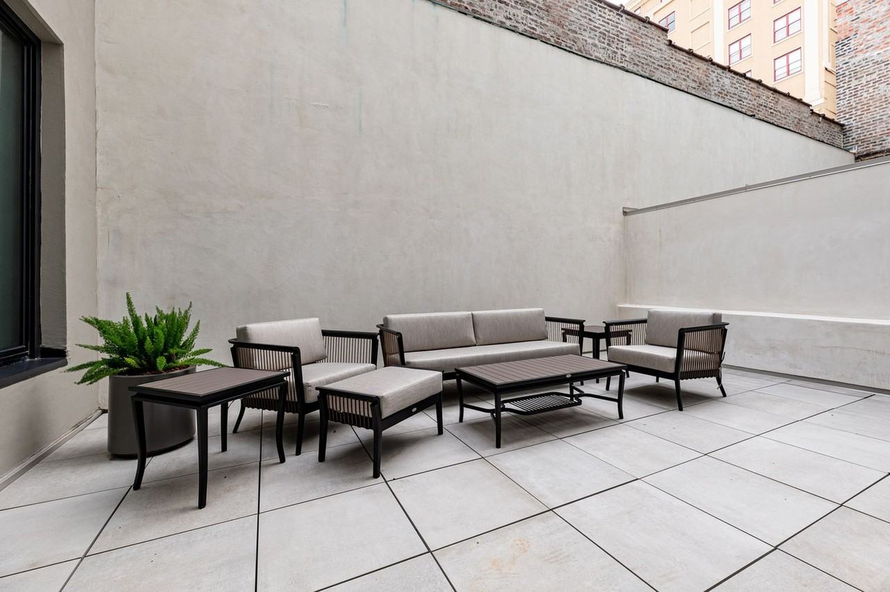 1011 Canal Street - Photo 5 of 29
