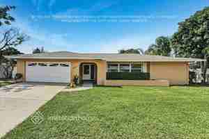 featured image of 11577 Pine St