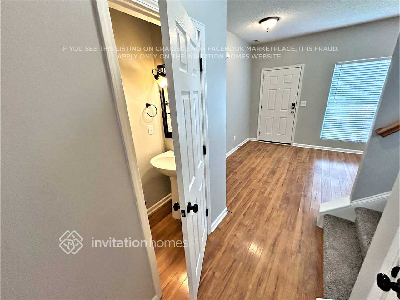 4057 Catawba Creek Dr - Photo 5 of 34