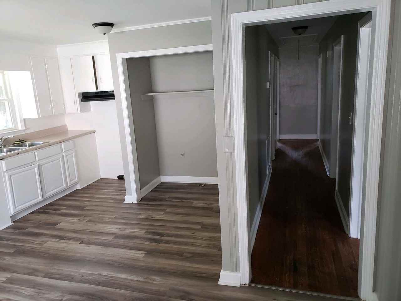 866 Rankin St - Photo 5 of 14