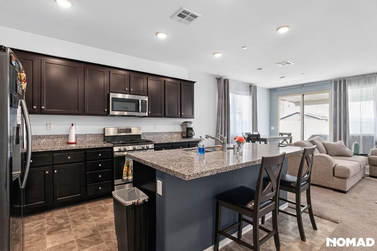 6296 Aural Pl - Photo 5 of 35