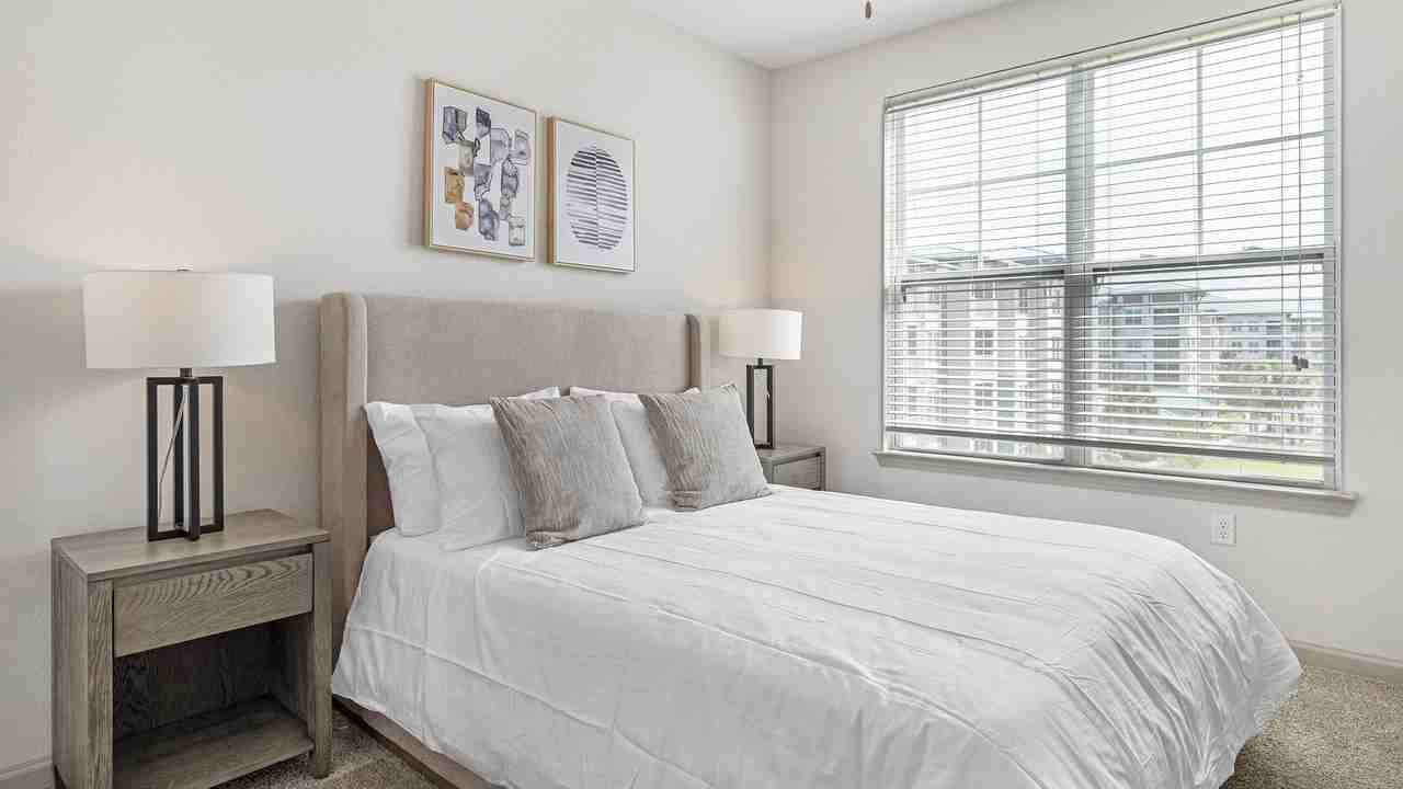 1481 South 400 West - Photo 6 of 43