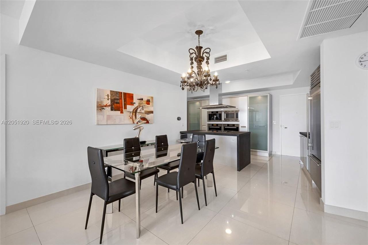 18201 Collins Avenue #902 - Photo 3 of 18