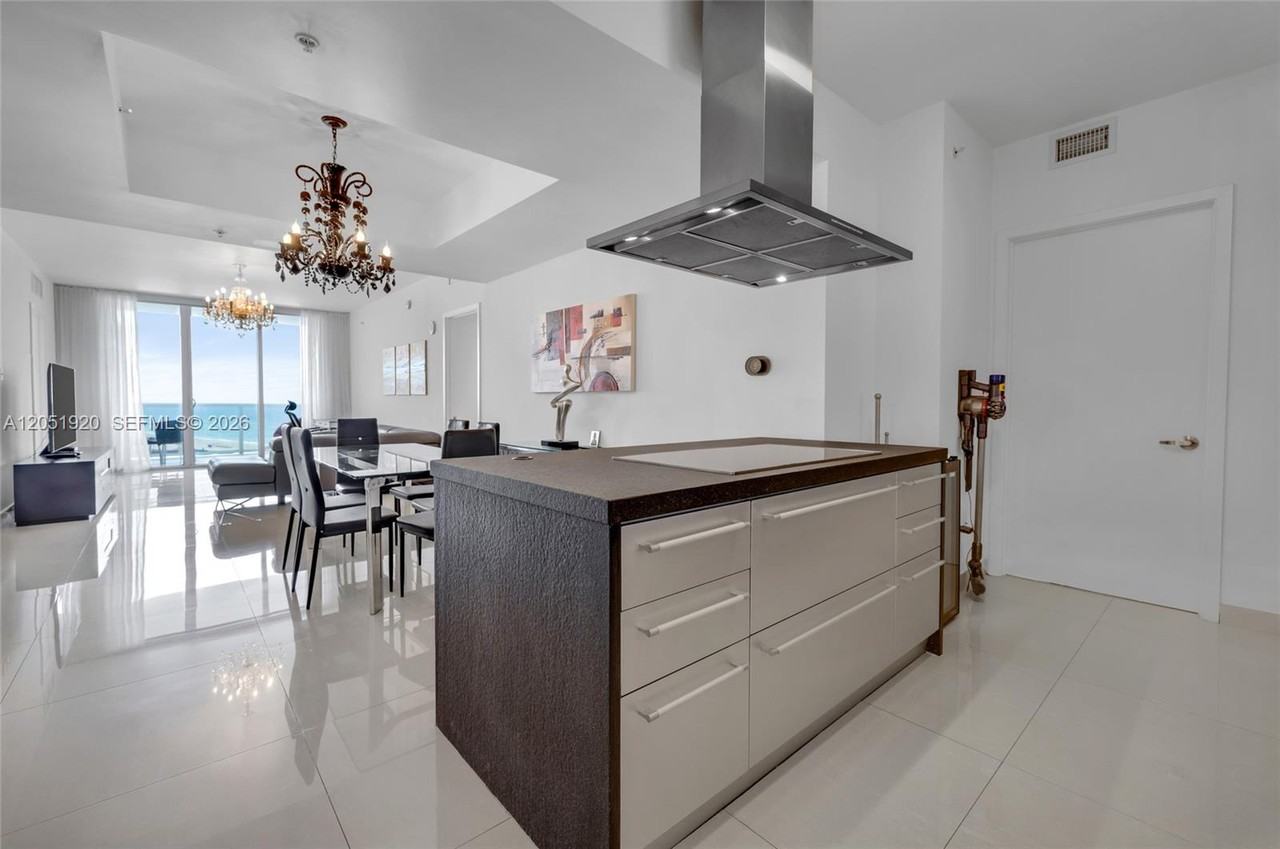 18201 Collins Avenue #902 - Photo 6 of 18