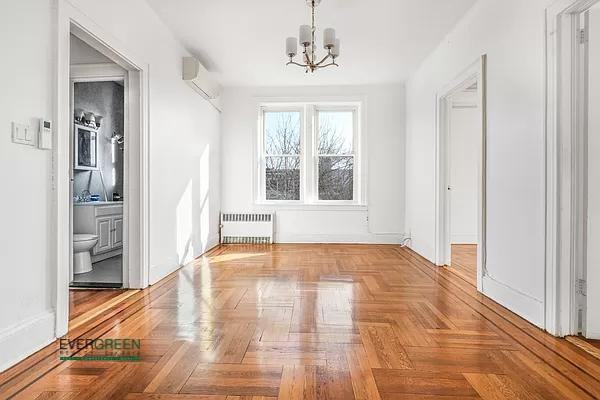 2785 East 15th Street #4 - Photo 5 of 6