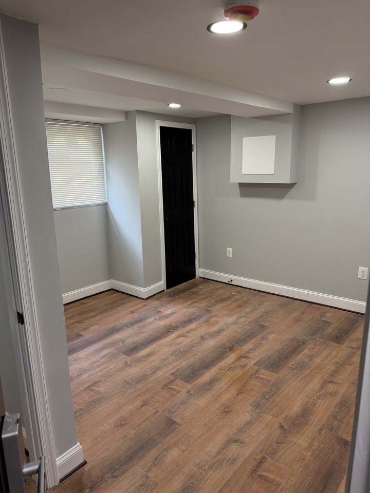 4613 Asbury Avenue #1A - Photo 4 of 15