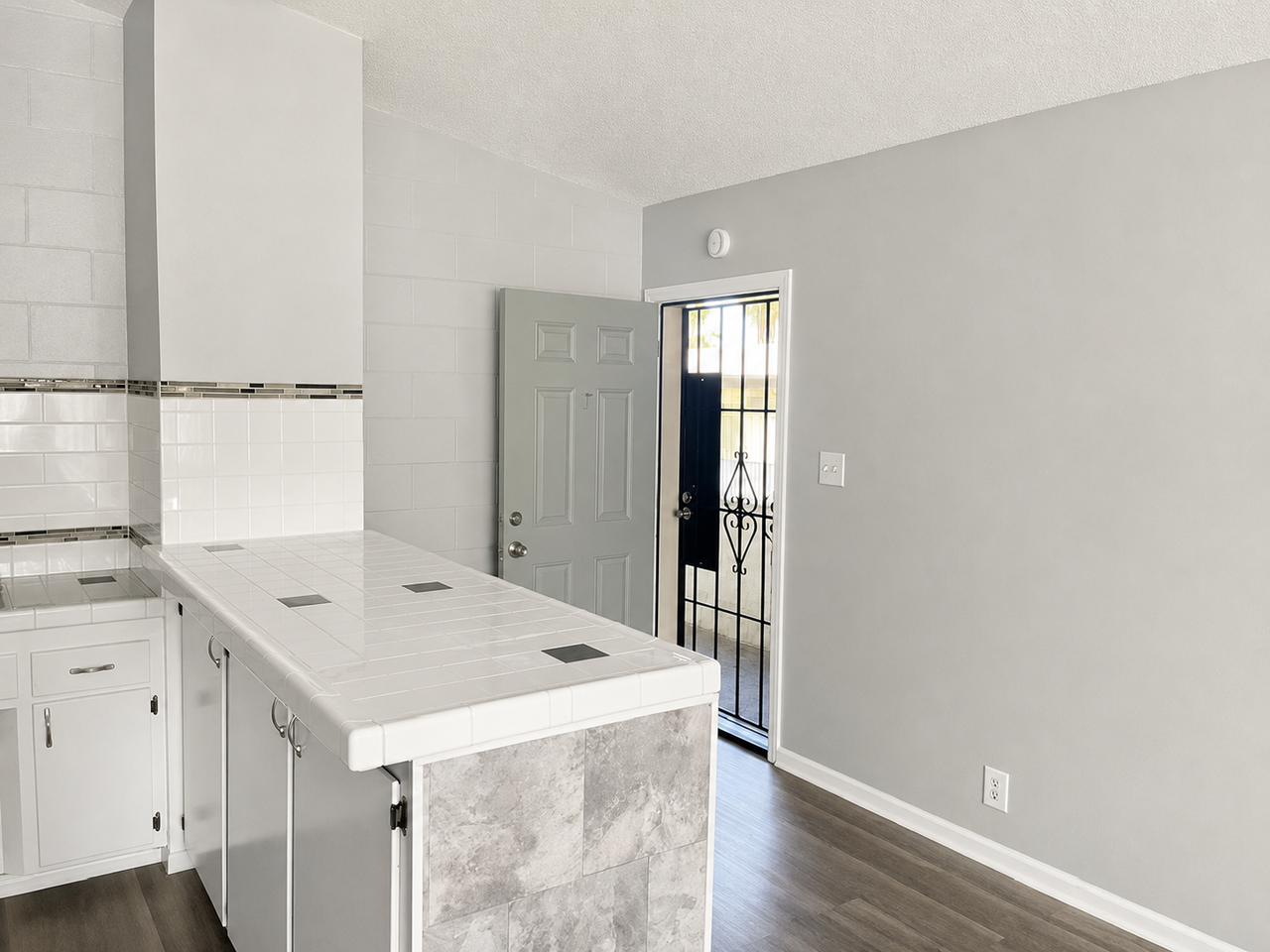 34976 Avenue A - M #M - Photo 4 of 13
